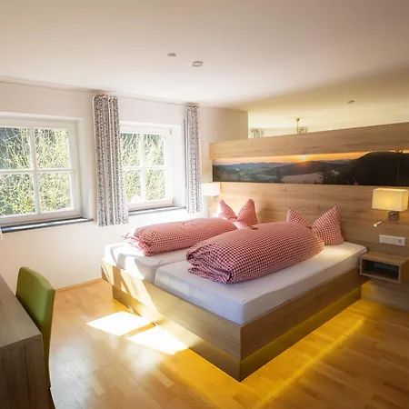 酒店 & Hubertushoehe - Ihr Fuer Urlaub Mit Hund 3*